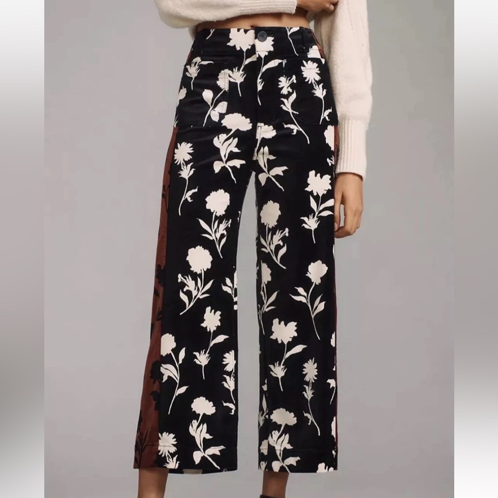 Floral Wide-Leg Cropped Pants - Black & Cream - Picture 1 of 16